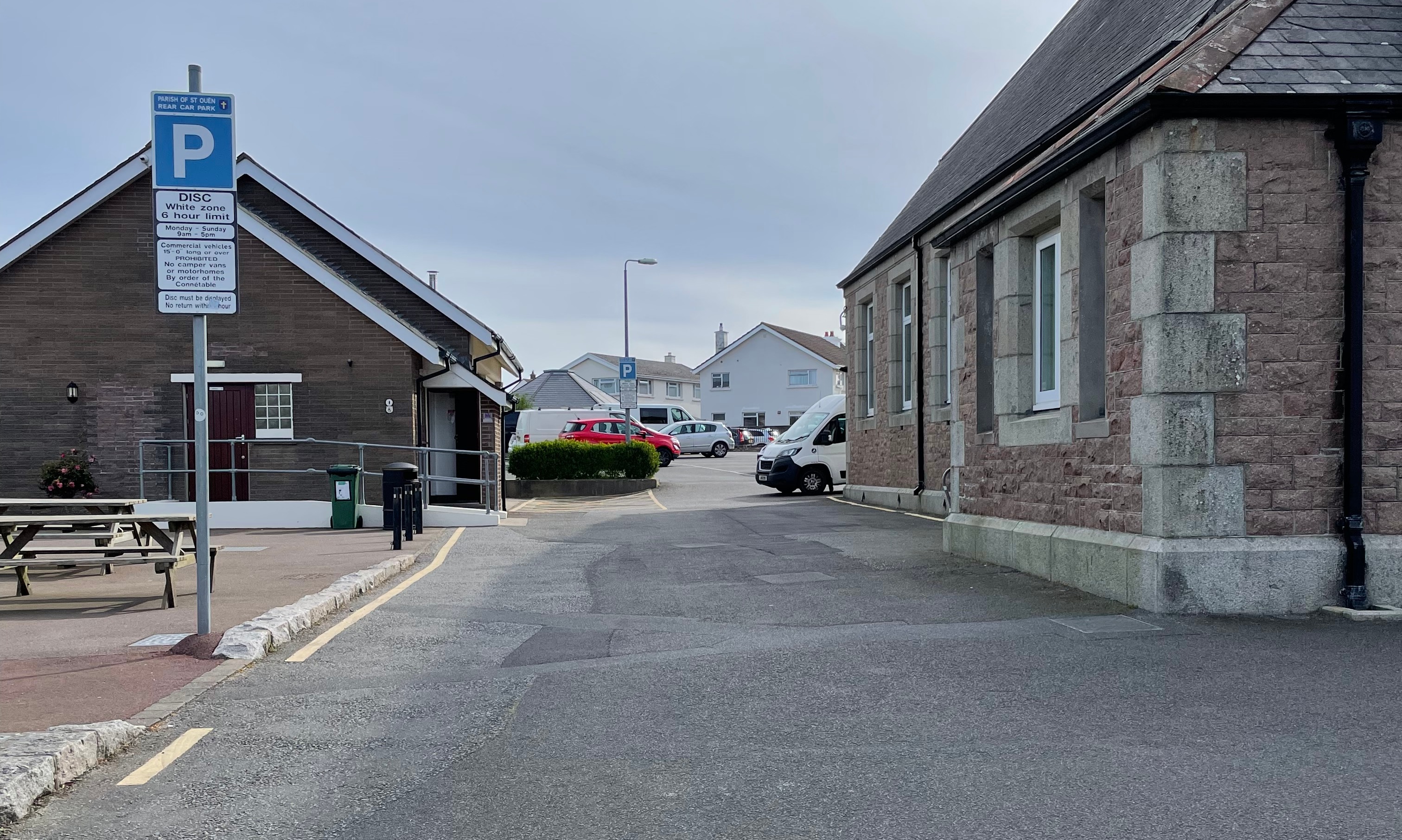 Entrance to carpark.